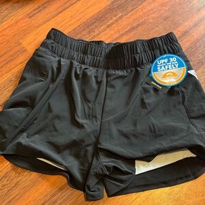 Columbia Women's Black Athletic Shorts NWT!